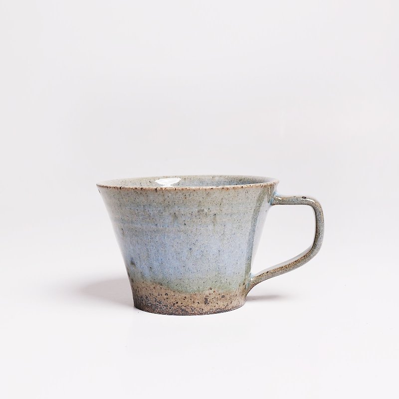 Mingya Kiln l Wood-fired gray-glazed iron-spotted wide-mouth coffee cup