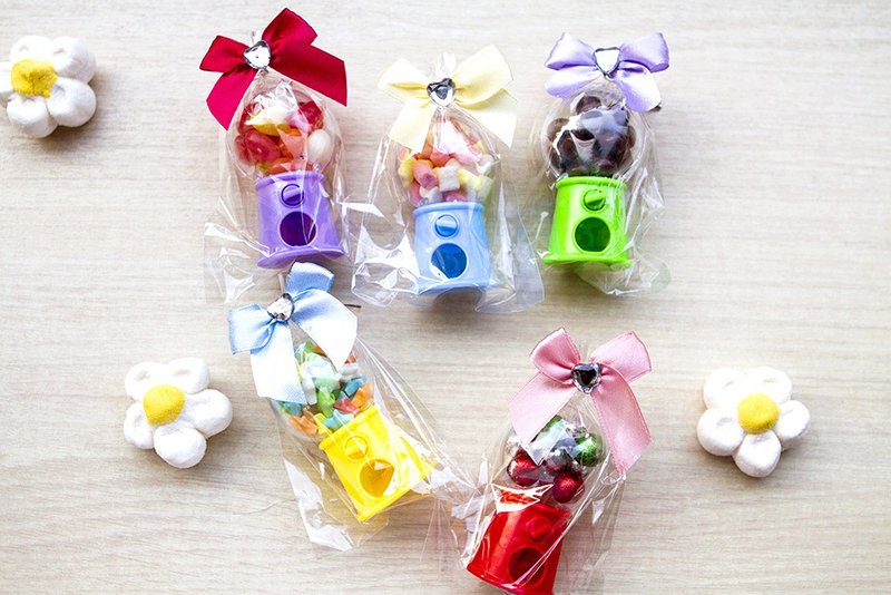 Super cute gashapon candy machine (4 kinds of candy can be picked) Children's Day Christmas Halloween Birthday Party - ขนมคบเคี้ยว - อาหารสด หลากหลายสี