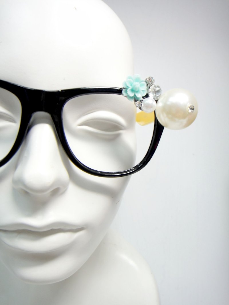 TIMBEELOパールフラワーメガネフレームデコレーションメガネ - 眼鏡・フレーム - プラスチック ブラック