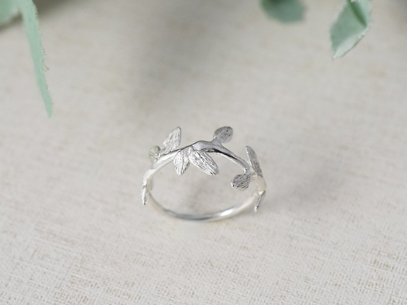 小樹枝 | 純銀戒指 女戒 手工銀飾 情人節禮物 - 戒指 - 純銀 銀色