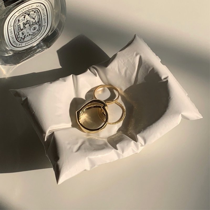 好眠擴香枕石 手作石膏飾品盤 精油香水持久擴香 - 擺飾/家飾品 - 其他材質 白色