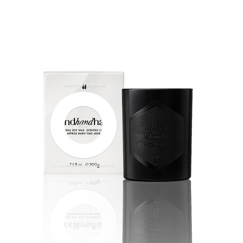 Out of print + O Jiawo X handhandhand Jiafu Fragrance Essential Oil Candle 220g-Sandalwood - น้ำหอม - แก้ว หลากหลายสี