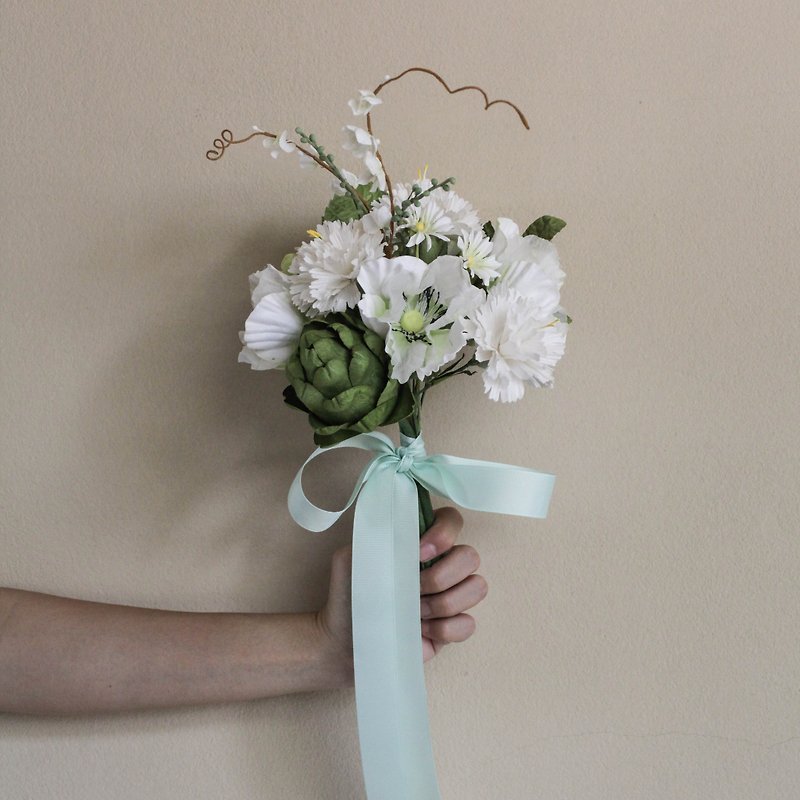 BS202 : Mini Flowers Bouquet, Fresh Greenery - Wood, Bamboo & Paper - Paper White