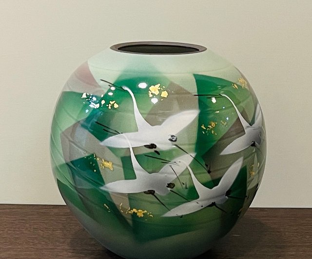 引っ越し祝い・開店祝い】九谷焼 7号花瓶 金箔群鶴 - ショップ