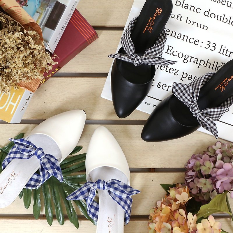 French country plaid bow Muller shoes front pockets empty pointed mirror low heel shoes (100-5) - รองเท้าบัลเลต์ - หนังแท้ ขาว