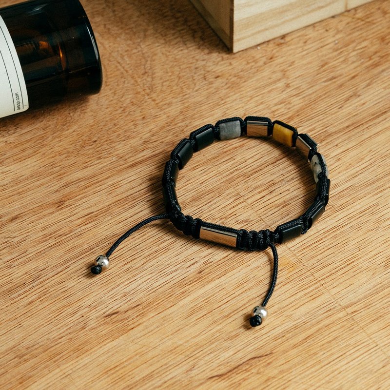 【NOUVELLE】Twilight Night | Moonstone. Stone. black onyx bracelet - สร้อยข้อมือ - คริสตัล 