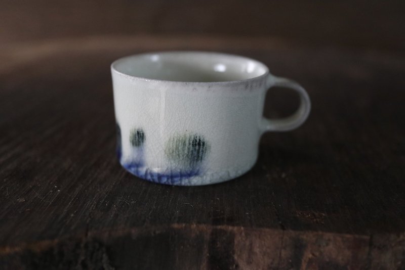Wood fired lakeside mini coffee cup - แก้วมัค/แก้วกาแฟ - เครื่องลายคราม สีน้ำเงิน