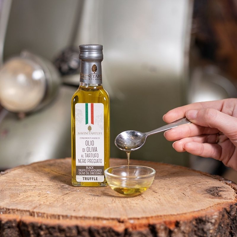 Black truffle-flavoured olive oil dressing 55ml - Sauces & Condiments - Fresh Ingredients 