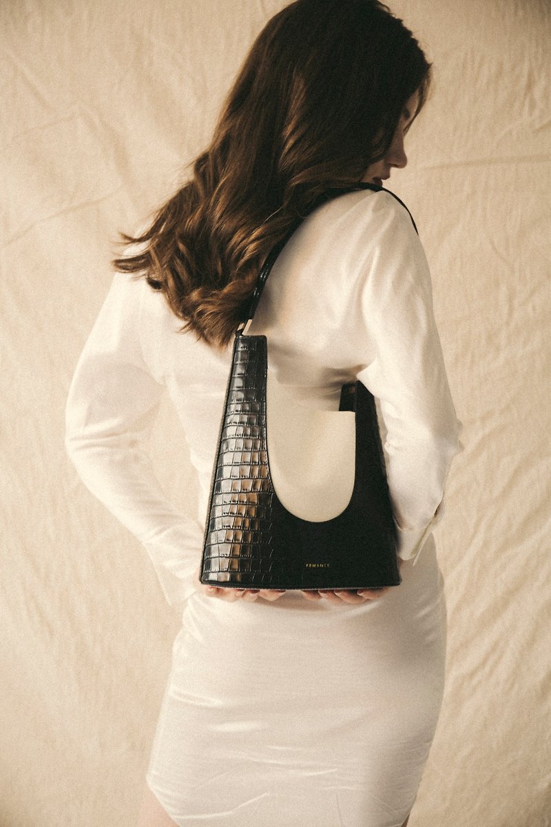 Femance Vessel 黑鱷魚 手提包 側背包 斜背包 原創設計