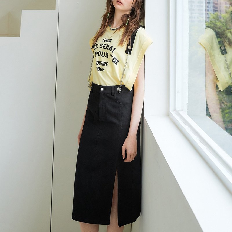 OUWEY chain slit denim suspender skirt (black) 3232398213 - Skirts - Cotton & Hemp 