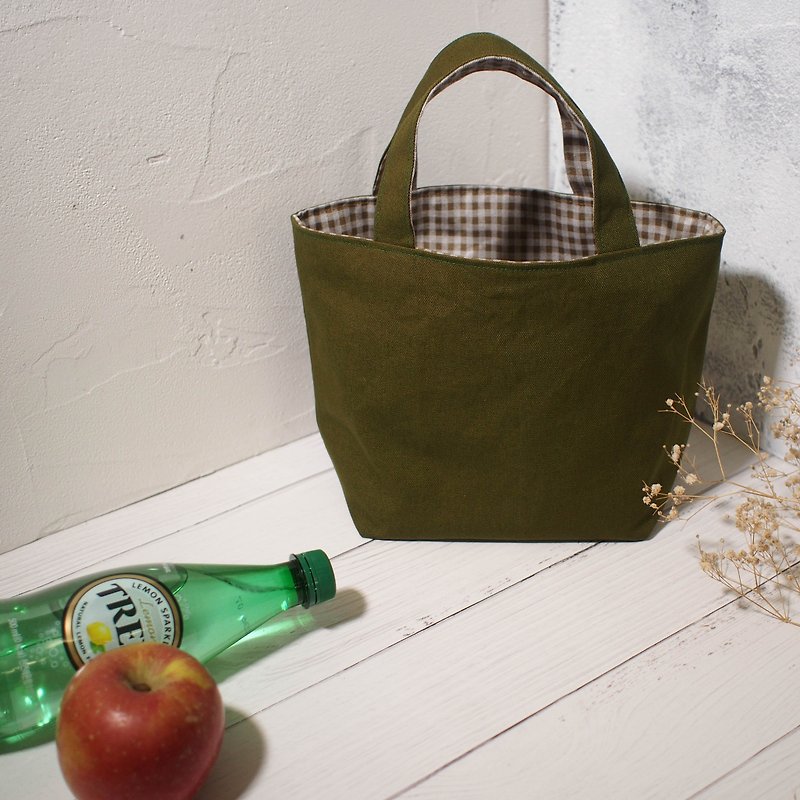 Every family wine series Bento bag / bag / Limited hand bag / grass green / available in stock - Handbags & Totes - Cotton & Hemp Green
