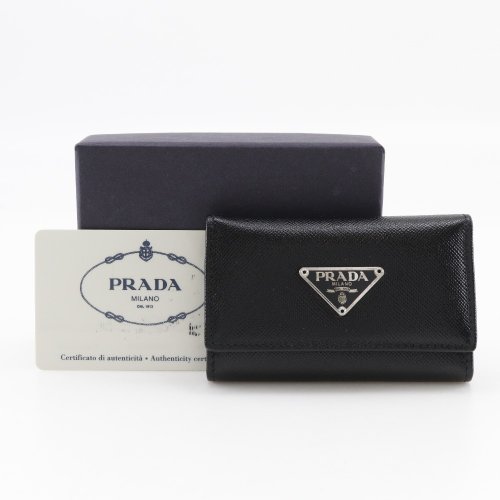 【極美品】PRADA キーケース 6連 三角ロゴ サフィアーノレザー ブラック PRADA プラダ サフィアーノレザー キーケース レディース メンズ