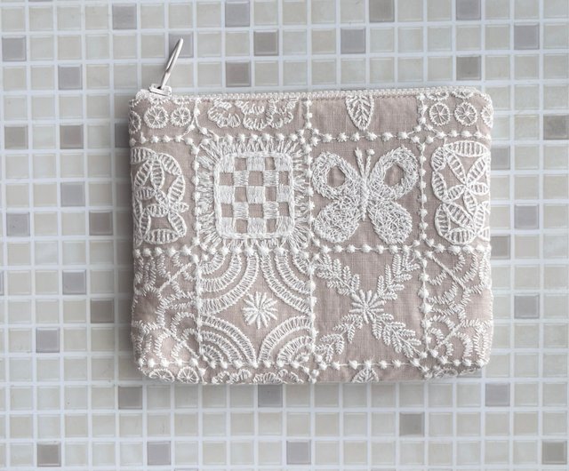 mina perhonen forest tile 総刺繍 蝶 ポーチ 新色 - ショップ