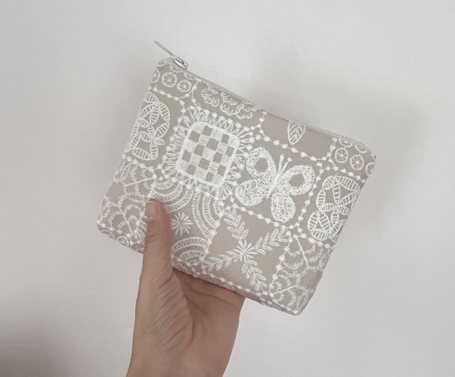 mina perhonen forest tile 総刺繍蝶ポーチ新色mukava handmade