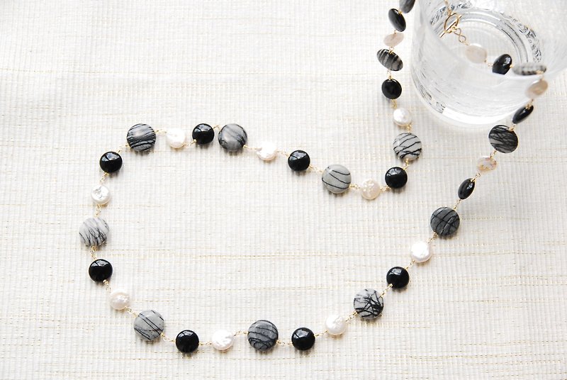 Coin Shaped Pearl and Stone Necklace Zebra Jasper 14kgf - Necklaces - Gemstone Black