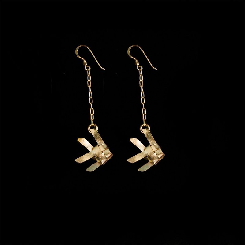 Ta-Pian Fish Dangle Earrings size M Silver 99.9 RICH GOLD 18k Gold Plated Silver - Earrings & Clip-ons - Silver Gold