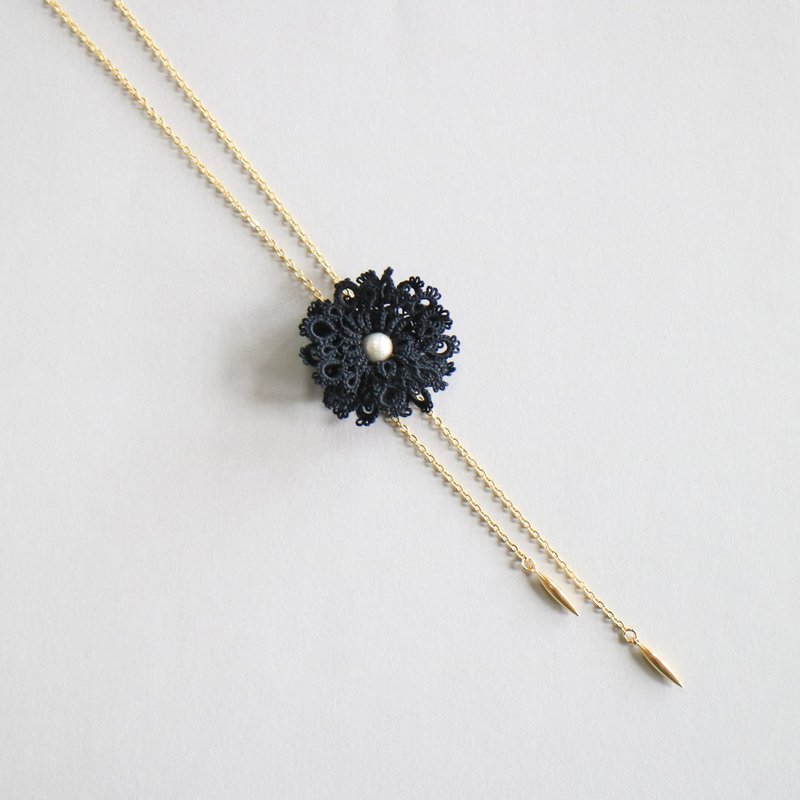 Tatting lace and cotton pearl loop tie - Necklaces - Cotton & Hemp Black