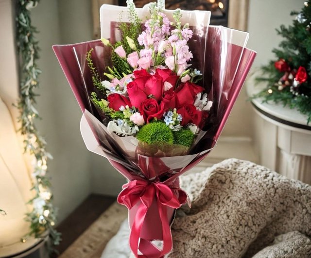 Flower Bouquet (12 Red Roses, Musk, Platycodon & Ohters