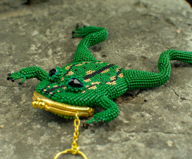 Beaded discount frog purse