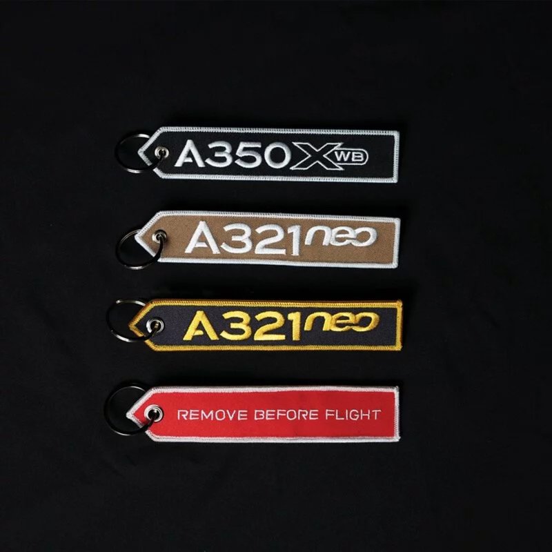 STARLUX | Flying Streamer Keychain Set of Four, Type B - ที่ห้อยกุญแจ - วัสดุอื่นๆ หลากหลายสี