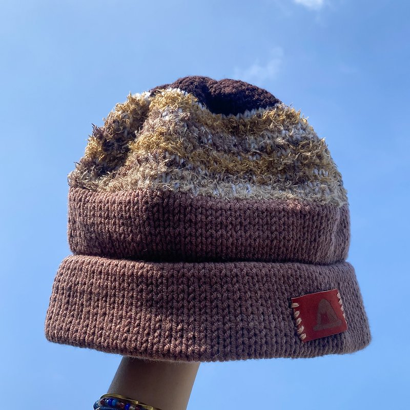 Knitted Hat - หมวก - ผ้าฝ้าย/ผ้าลินิน สีนำ้ตาล