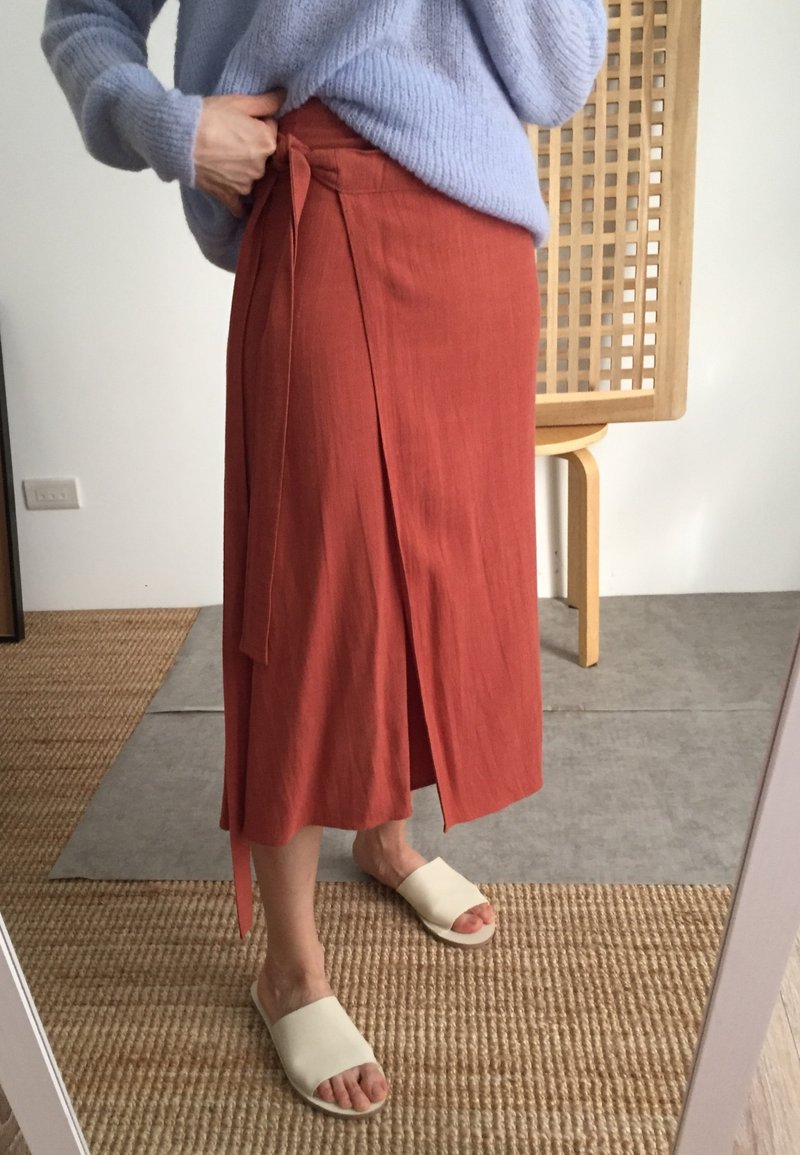 Summer cotton and linen one-piece wrap skirt NG brick red S - ชุดเดรส - ผ้าฝ้าย/ผ้าลินิน สีดำ