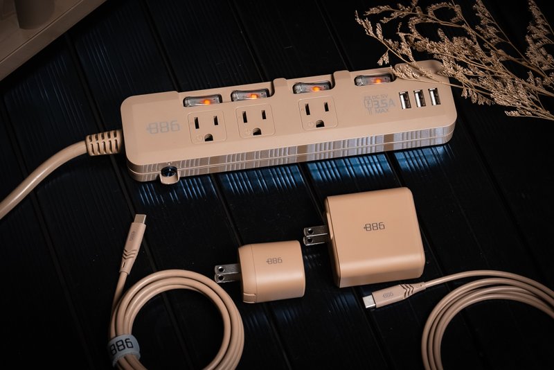 +886 極Hai GaN氮化鎵 3孔快充充電器+USB-C to Type C 快充組 - 手機配件 - 其他材質 綠色