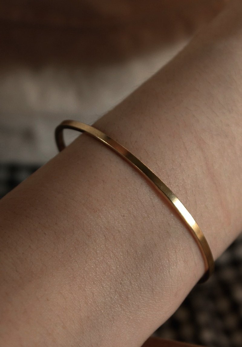 stick bangle (gold plated) - 手鍊/手鐲 - 純銀 金色