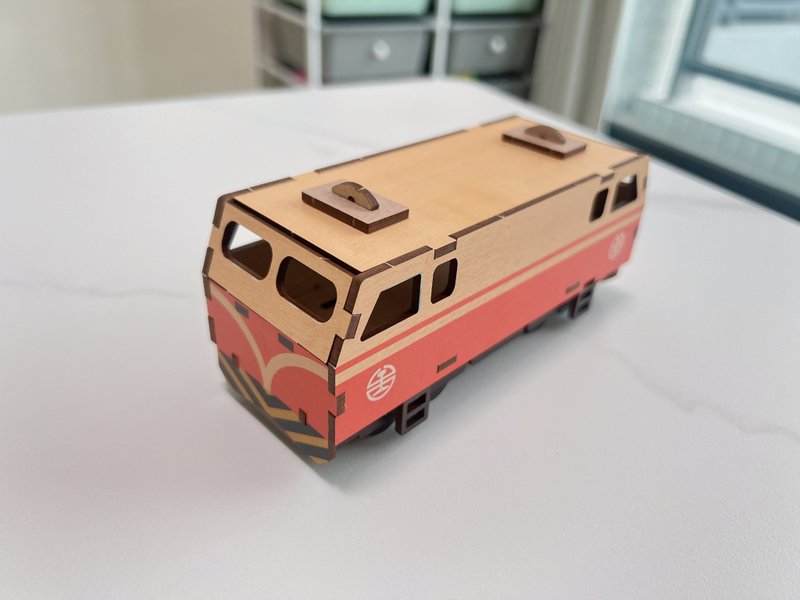 莒光號火車 台鐵授權 組裝材料包 DIY組裝 交通模型 火車模型 - 零件/散裝材料/工具 - 木頭 多色