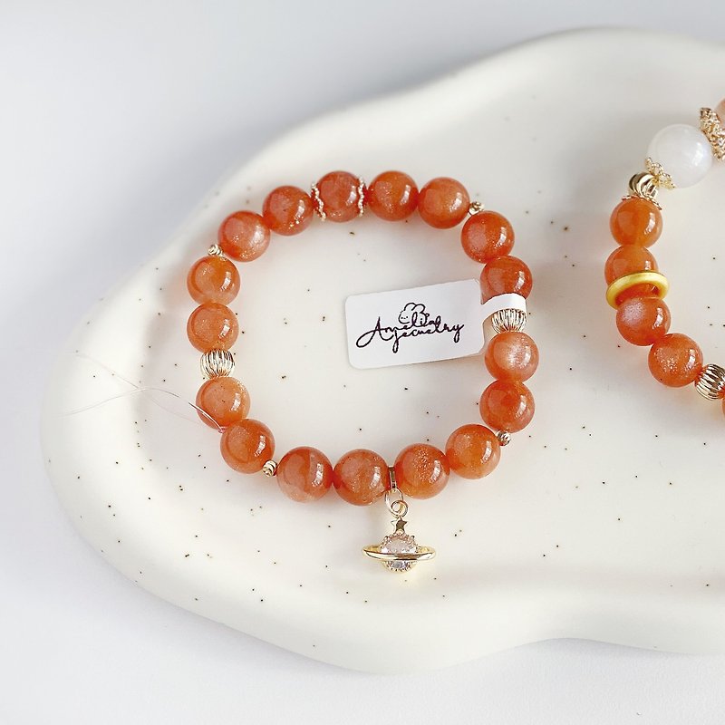 Amelia Jewelry丨Jupiter丨High quality gold sand sun Stone orange moonlight original design bracelet - สร้อยข้อมือ - คริสตัล สีส้ม