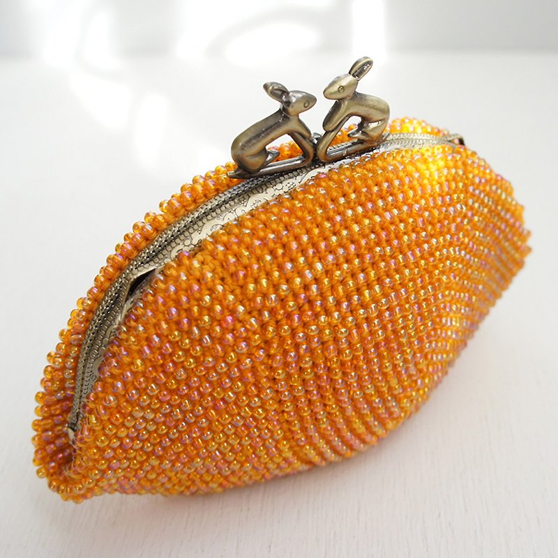 Ba-ba handmade Beads crochet pouch No.1011 - กระเป๋าเครื่องสำอาง - วัสดุอื่นๆ สีส้ม