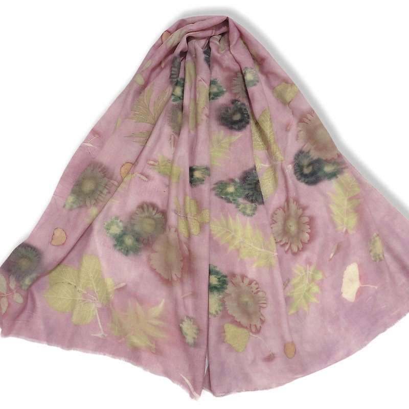 Pink Lady-Mosaic Pad Printing Plant Dyed Wool Scarf/Shawl - ผ้าพันคอถัก - ขนแกะ สึชมพู