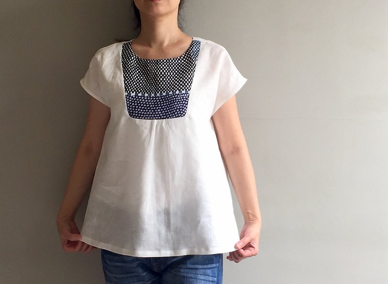 Summer in Kyoto / sou sou geometric printed linen + white linen stitching top 100% linen - เสื้อผู้หญิง - ผ้าฝ้าย/ผ้าลินิน 
