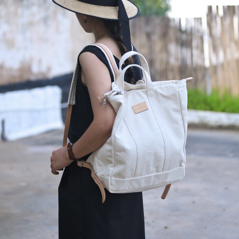 [Canvas meets leather] Super value handmade retro contrast color large capacity handbag original embryo color - กระเป๋าเป้สะพายหลัง - ผ้าฝ้าย/ผ้าลินิน ขาว