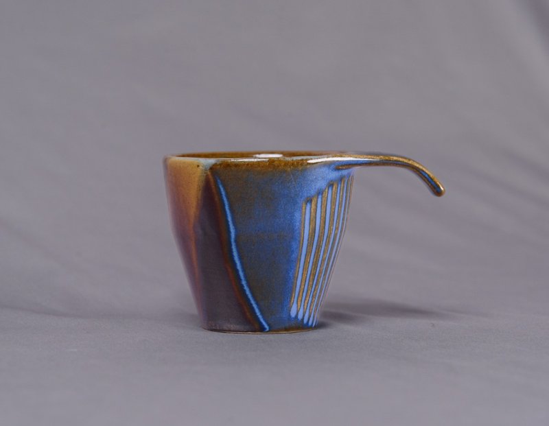山嵐疊杯-天川金 - 其他杯子 - 陶 金色