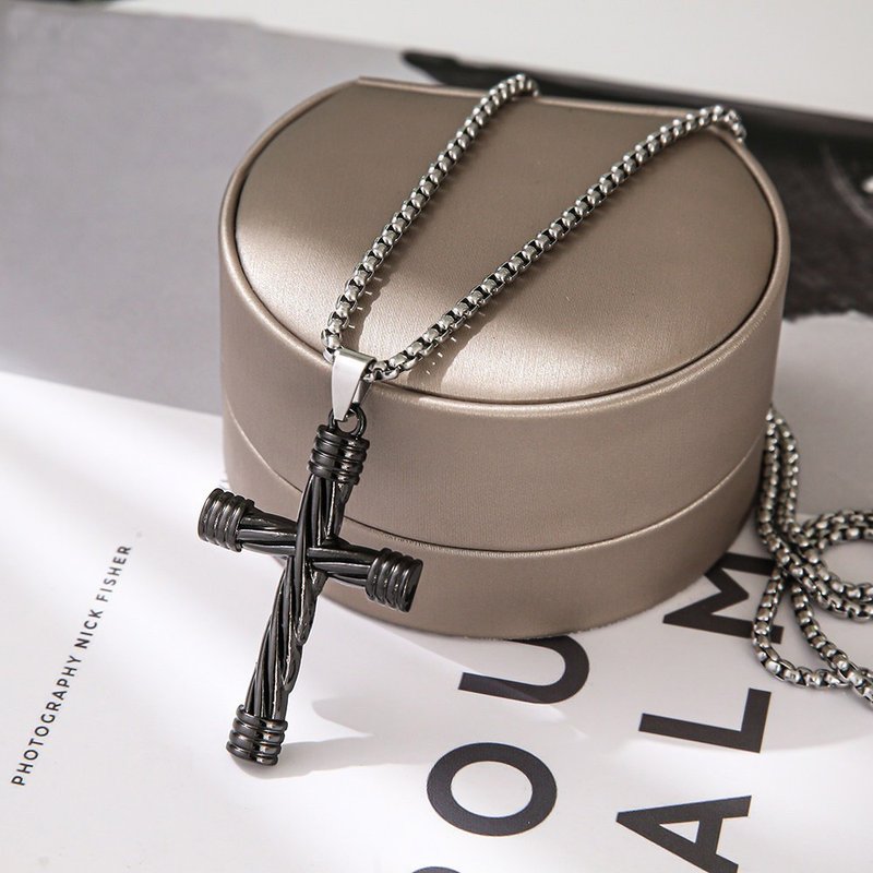 [SoLight Yanqing] The first choice for Valentine’s Day gifts for lovers, twist Stainless Steel cross necklace SL227 - Necklaces - Stainless Steel Black