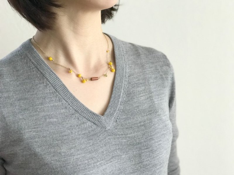 Mimosa　Necklace - Necklaces - Glass Yellow