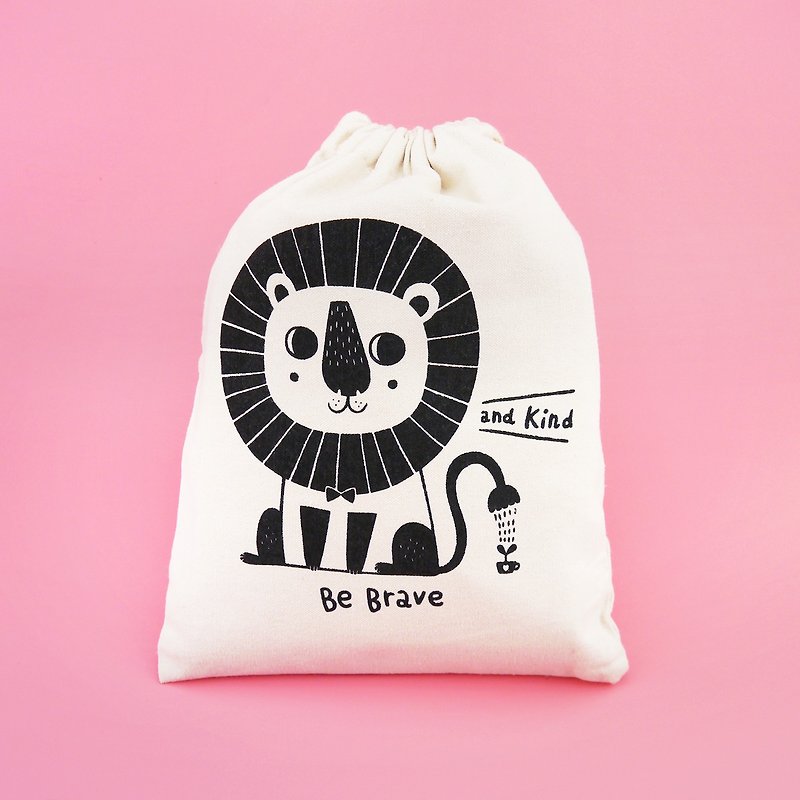 Be Brave and Kind Drawstring Pouch - กระเป๋าเครื่องสำอาง - ผ้าฝ้าย/ผ้าลินิน ขาว