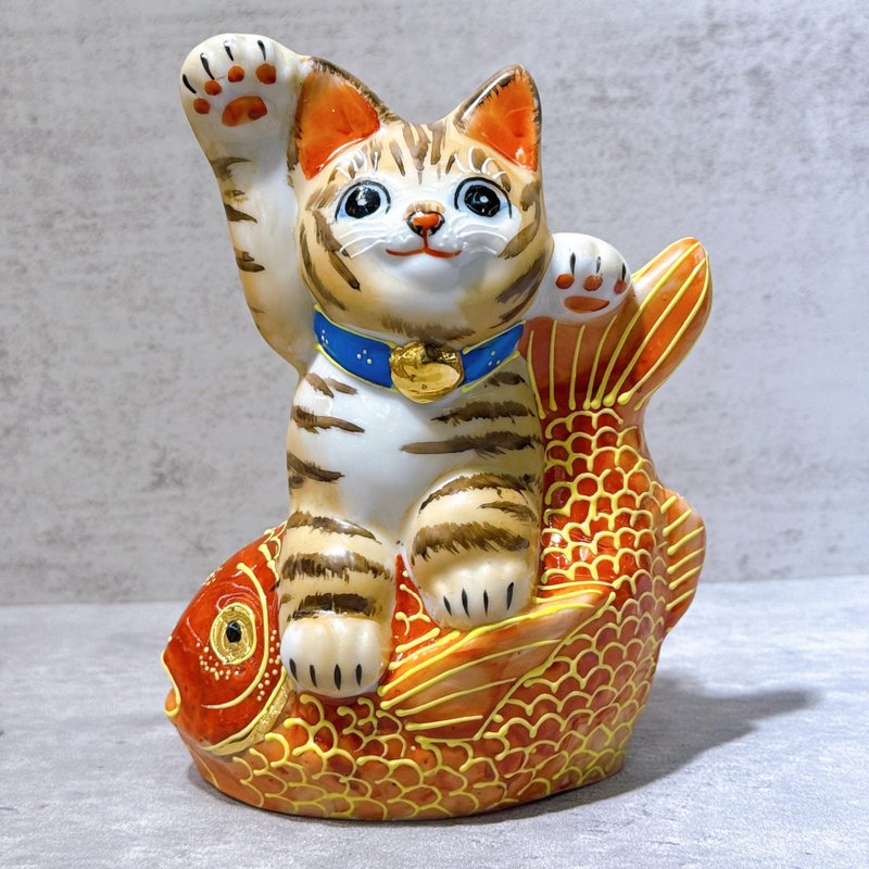 【錦鯉祥瑞】日本九谷燒招財貓 |  虎紋鯛 - 擺飾/家飾品 - 瓷 多色
