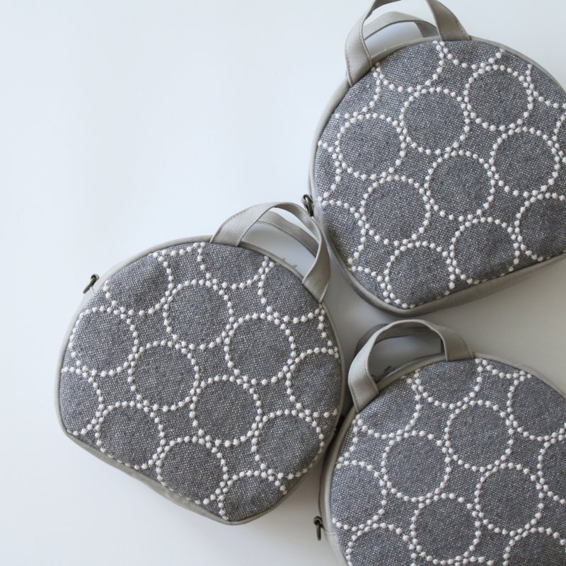 mina perhonen 2way half moon pochette tambourine bag - กระเป๋าแมสเซนเจอร์ - ผ้าฝ้าย/ผ้าลินิน สีเทา