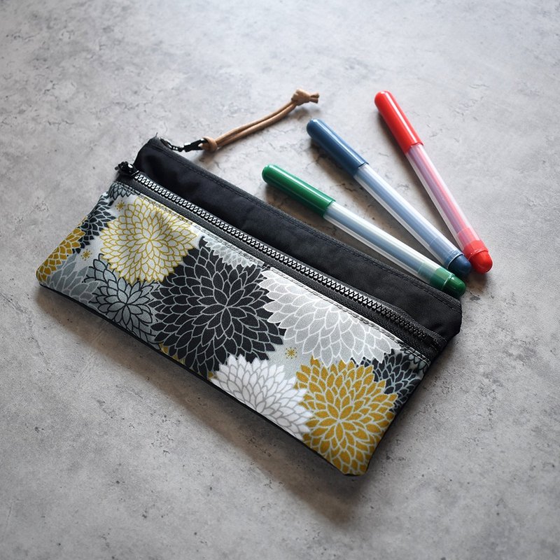 Travel waterproof double-layer pencil case/long storage bag_Flowers - Pencil Cases - Nylon Black