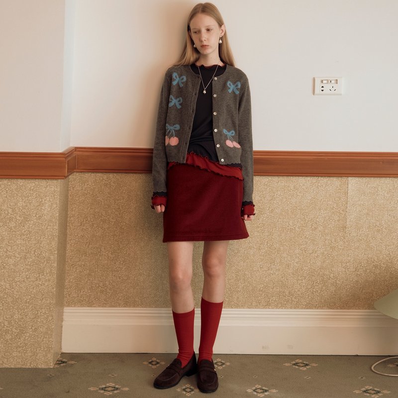 mintcheese 濃鬱勃根地紅色 水波紋羊毛貼布繡花半身短裙 - 裙子/長裙 - 羊毛 紅色