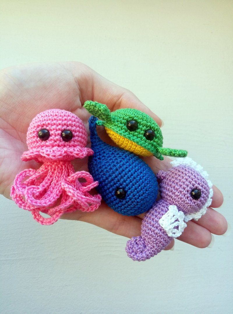 カラフルなかぎ針編みのセットおもちゃ動物の海 - 出産祝い用贈物 - コットン・麻 多色