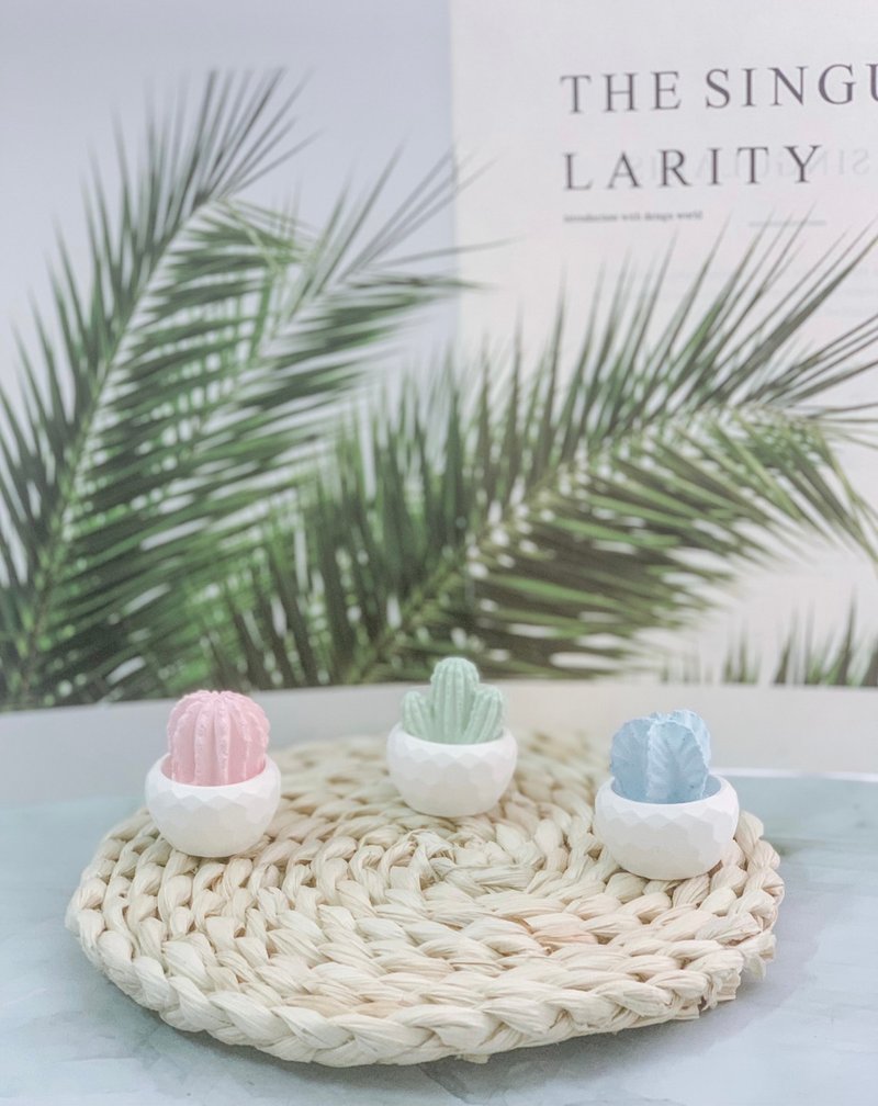 [Fragrance Ornament Small Objects] Shape Diffuser / Succulent Cactus Geometric Potted Plant - Fragrances - Other Materials 