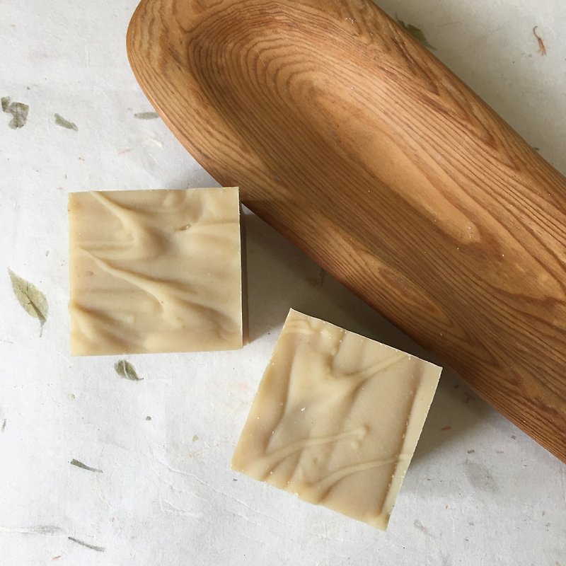 檜木磨砂皂 清爽款 - 肥皂/手工皂 - 植物．花 咖啡色