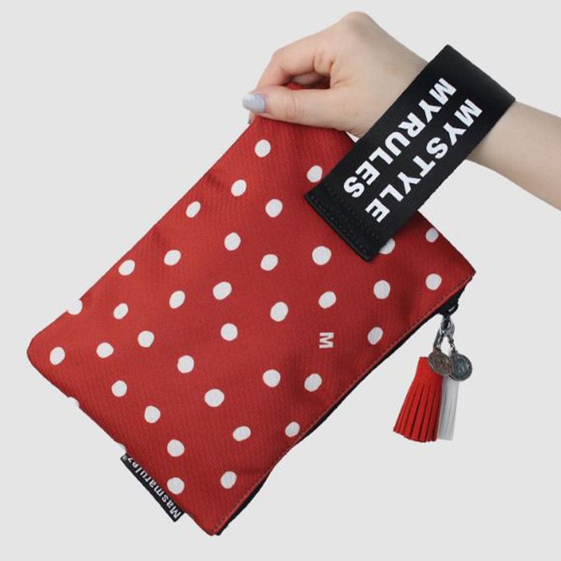 Korean designer brand Masmarulez anesthetic clutch - Red brg white dot - กระเป๋าคลัทช์ - ไนลอน 