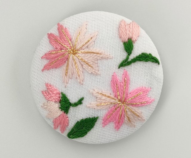 春を呼ぶ桜の刺繍ブローチorヘアゴム - ショップ かなちゃん手