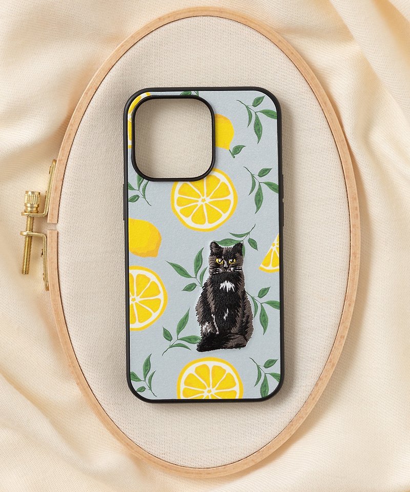 3D embroidery smartphone case iPhone 13 PRO PU leather cat x lemon