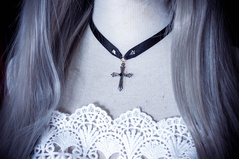 *Mi Luna Story*Blood dependents of pet Necklace - Necklaces - Other Metals Black