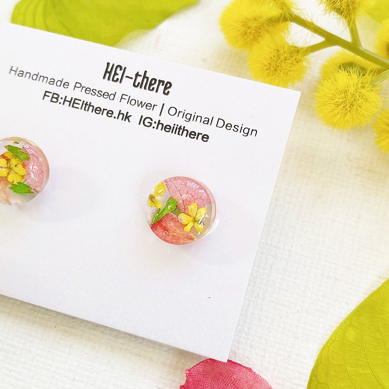 The Blossom - Mini Circle Pressed flower earrings
